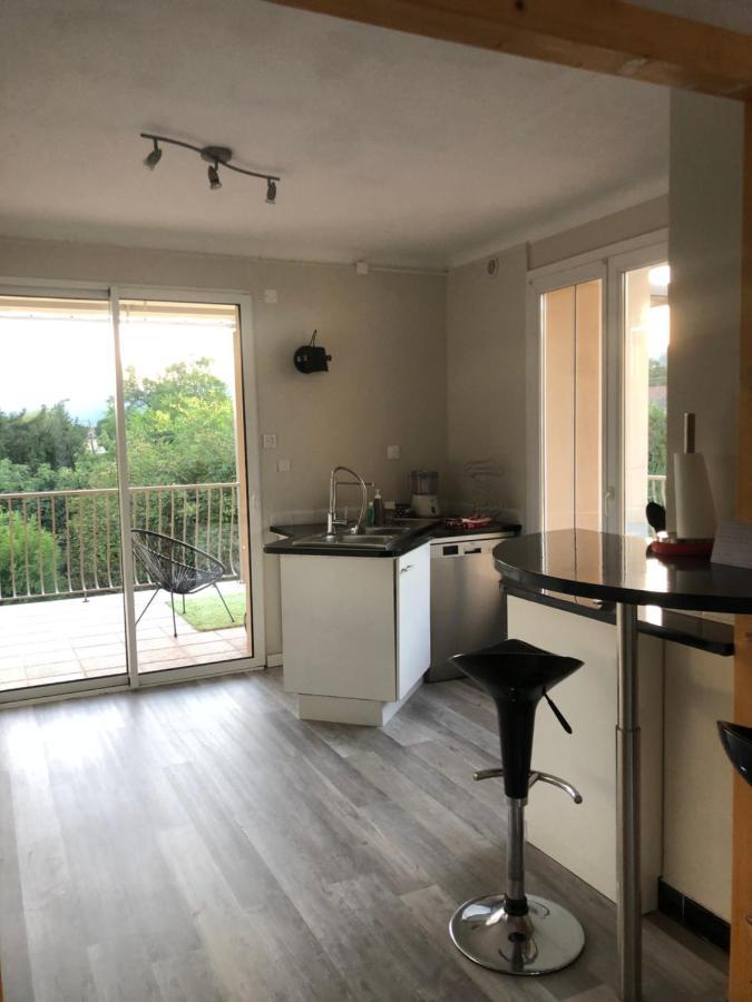 Condrieu Comme A La Maison Kültér fotó