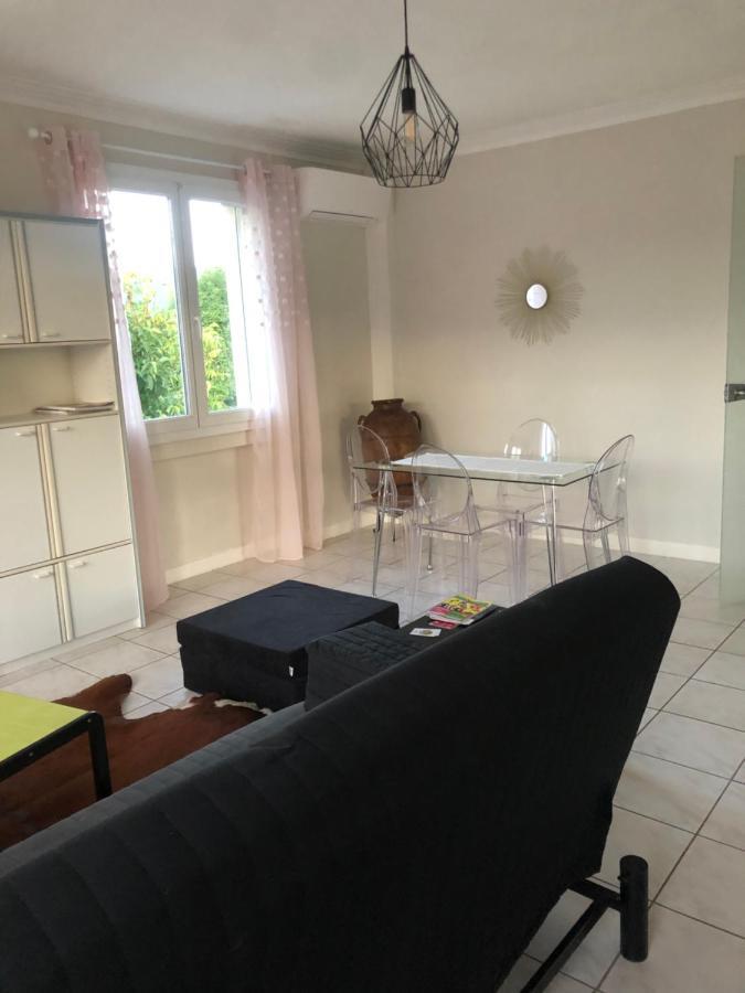Condrieu Comme A La Maison Kültér fotó