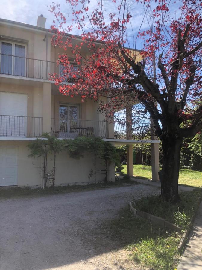Condrieu Comme A La Maison Kültér fotó