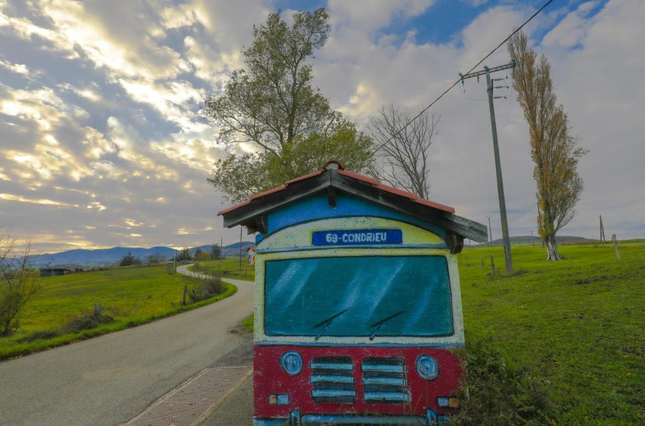 Condrieu Comme A La Maison Kültér fotó